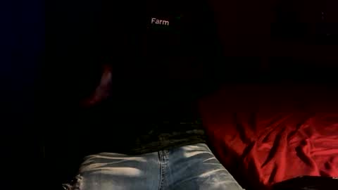 untouchableace84 online show from October 18, 7:12 am