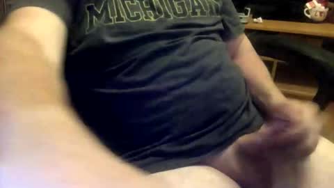 upnorthdude5 online show from June 7, 2:06 am