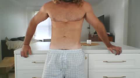 uptonogoodaus online show from January 7, 7:10 am