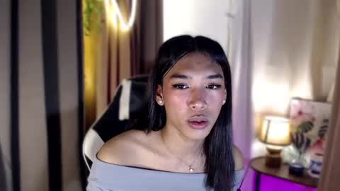 ur_dazzlingmorenaxx online show from October 13, 12:34 am