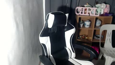 ur_goddess_marimar online show from March 2, 7:56 pm