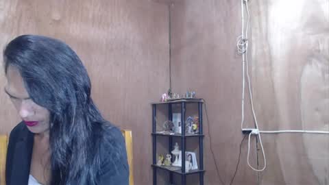 Ur Lovely Pricious online show from May 15, 12:24 pm