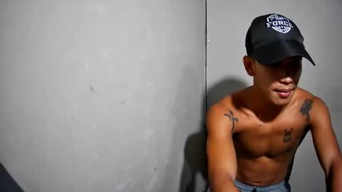 ur_raffy online show from February 20, 3:17 am