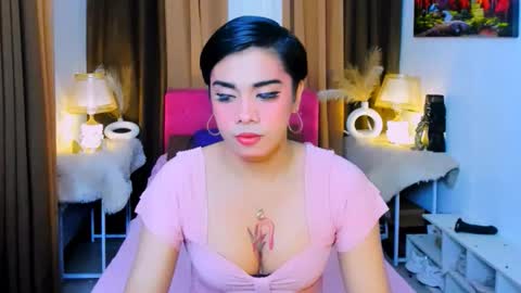 Olivia online show from December 20, 7:59 am