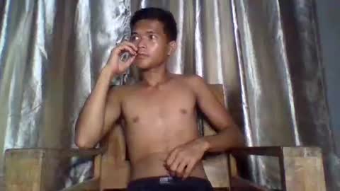 urasian_rey online show from April 23, 12:29 pm