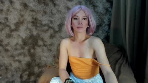 yana online show from February 8, 2:38 pm