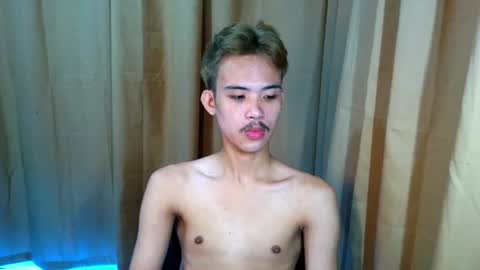 urasiancumboix2 online show from June 23, 12:44 pm