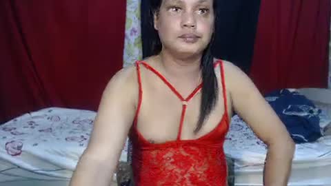 Snapshot of urasiandominaxx chatting on February 16, 7:59 am Diane online show from February 16, 7:59 am