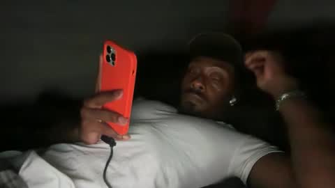 UrbanDicc online show from September 13, 3:42 am