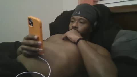 UrbanDicc online show from February 19, 1:51 am