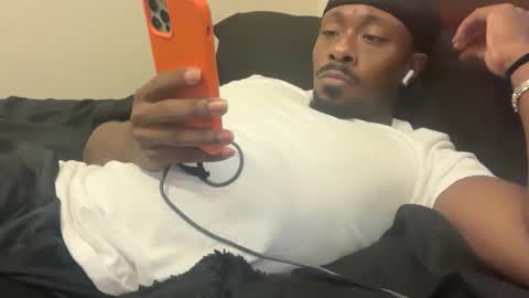 UrbanDicc online show from September 11, 12:45 am