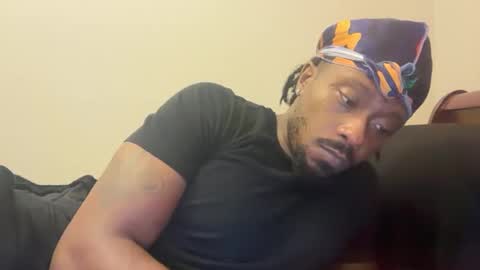 UrbanDicc online show from September 12, 3:19 am