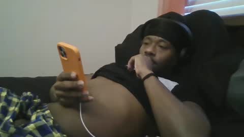 UrbanDicc online show from February 18, 1:44 pm