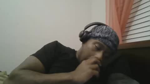 UrbanDicc online show from February 25, 2:03 am