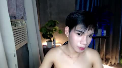 urboytoyheaven online show from May 10, 5:47 am