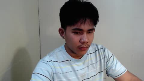 Snapshot of urcutie_asianboy chatting on September 12, 5:20 am KEN online show from September 12, 5:20 am