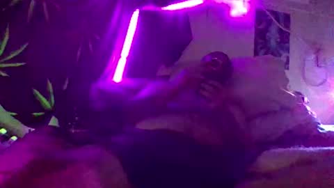 urdaddy875867 online show from November 18, 1:41 am