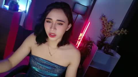 urfave_bbgirl online show from April 26, 12:14 pm
