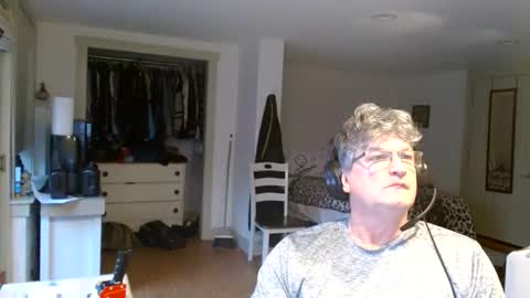 Gregor online show from January 7, 8:52 pm