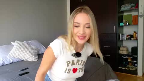 Shay online show from September 23, 7:31 pm