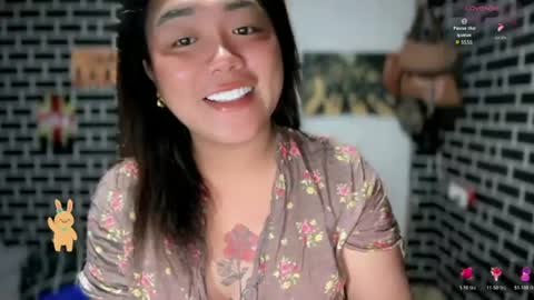 Dimple online show from June 21, 4:46 pm