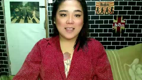 Dimple online show from December 22, 2:35 pm