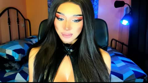 My bella 3 online show from November 12, 2:14 am