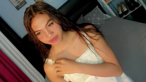 zoey noir online show from October 14, 3:20 am