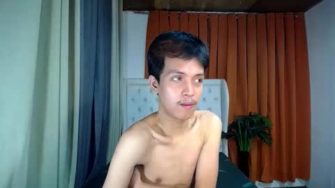 urhot_johny online show from April 19, 6:32 pm