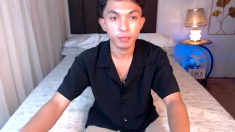 urhotasian_johnfikexx online show from June 3, 7:00 am