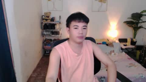 urhotguy_mark online show from November 4, 3:19 am