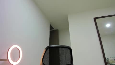 urimare_south online show from January 19, 2:25 am