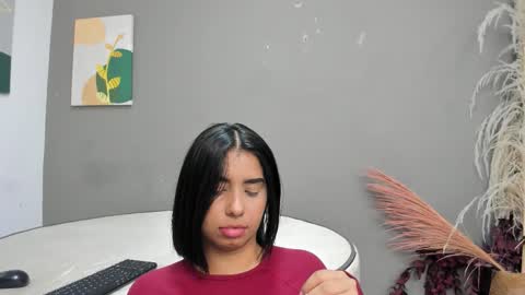 Love online show from March 26, 2:28 am