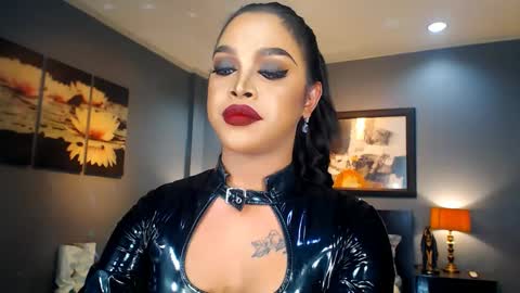 UrMajestyTyra online show from February 28, 5:37 am