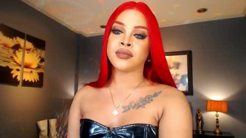 UrMajestyTyra online show from February 14, 8:28 am