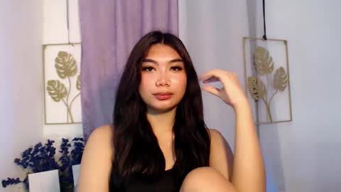 urpinay_sandra69 online show from April 12, 6:06 am