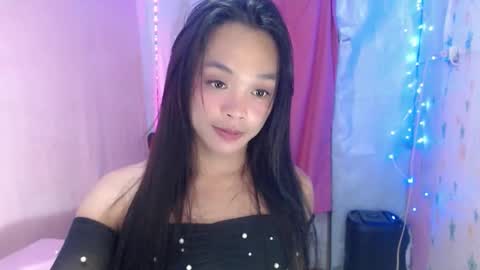 TYRA online show from February 4, 11:30 pm