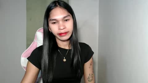 ursweet_zeviixx online show from November 11, 9:22 am
