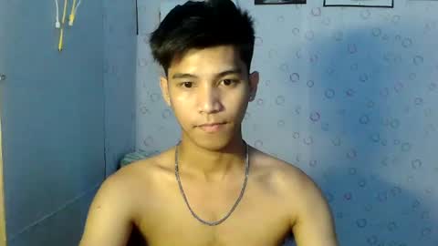 ursweetie_boy online show from July 14, 2:05 am