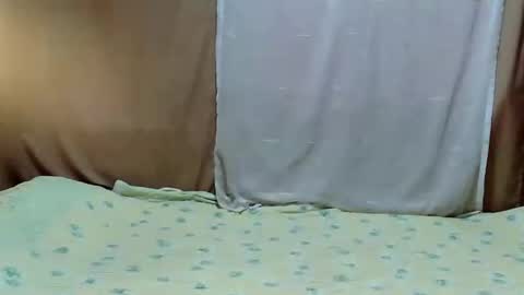 urtinypinay online show from September 26, 3:03 am