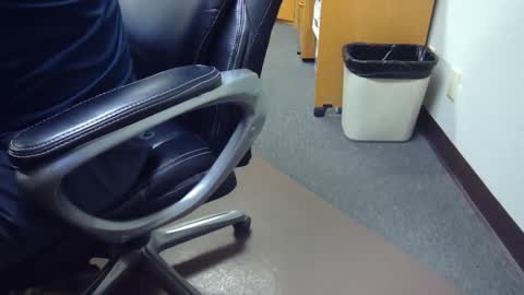 useemie online show from October 28, 10:55 pm