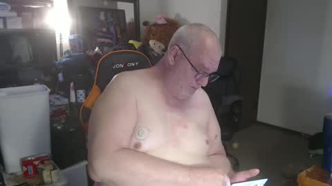 Eric online show from April 4, 12:45 pm