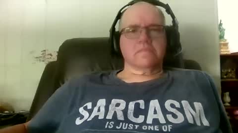 usstar online show from May 12, 3:54 pm