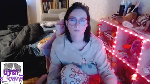 Cara online show from November 2, 1:00 pm