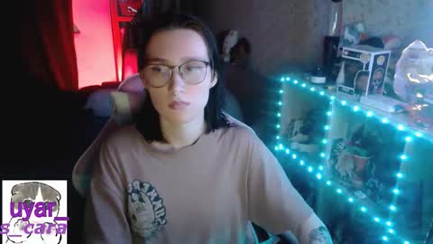 Cara online show from September 15, 3:57 pm