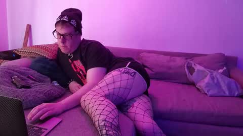 Rikki Stormgren online show from March 3, 8:49 pm