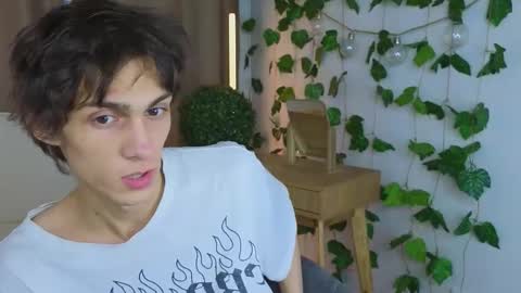 Valora online show from November 12, 12:18 pm