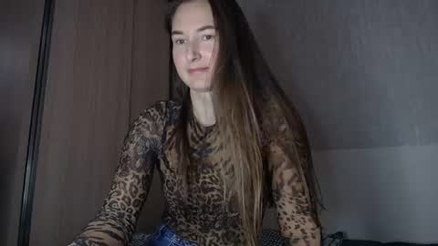 Valensiya online show from July 15, 8:30 am