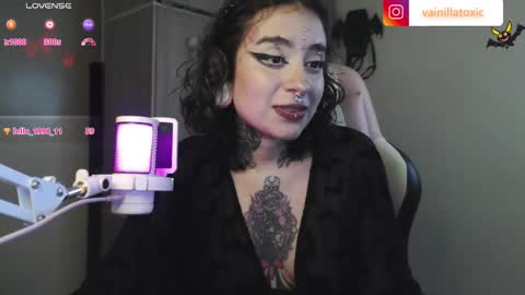 Vainilla Independent model online show from September 30, 12:10 am