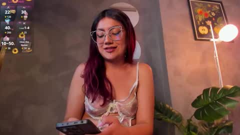 Vainilla online show from October 17, 4:49 am